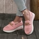 thumbnail image 2 of Zapatos para mujer, planos de moda para mujer, zapatillas suaves con decoración de cadena metálica, zapatos casuales para correr, botas vaqueras, 2 of 8