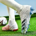 thumbnail image 1 of Bottes de Football pour Adultes et Enfants Unisexes, 1 of 1