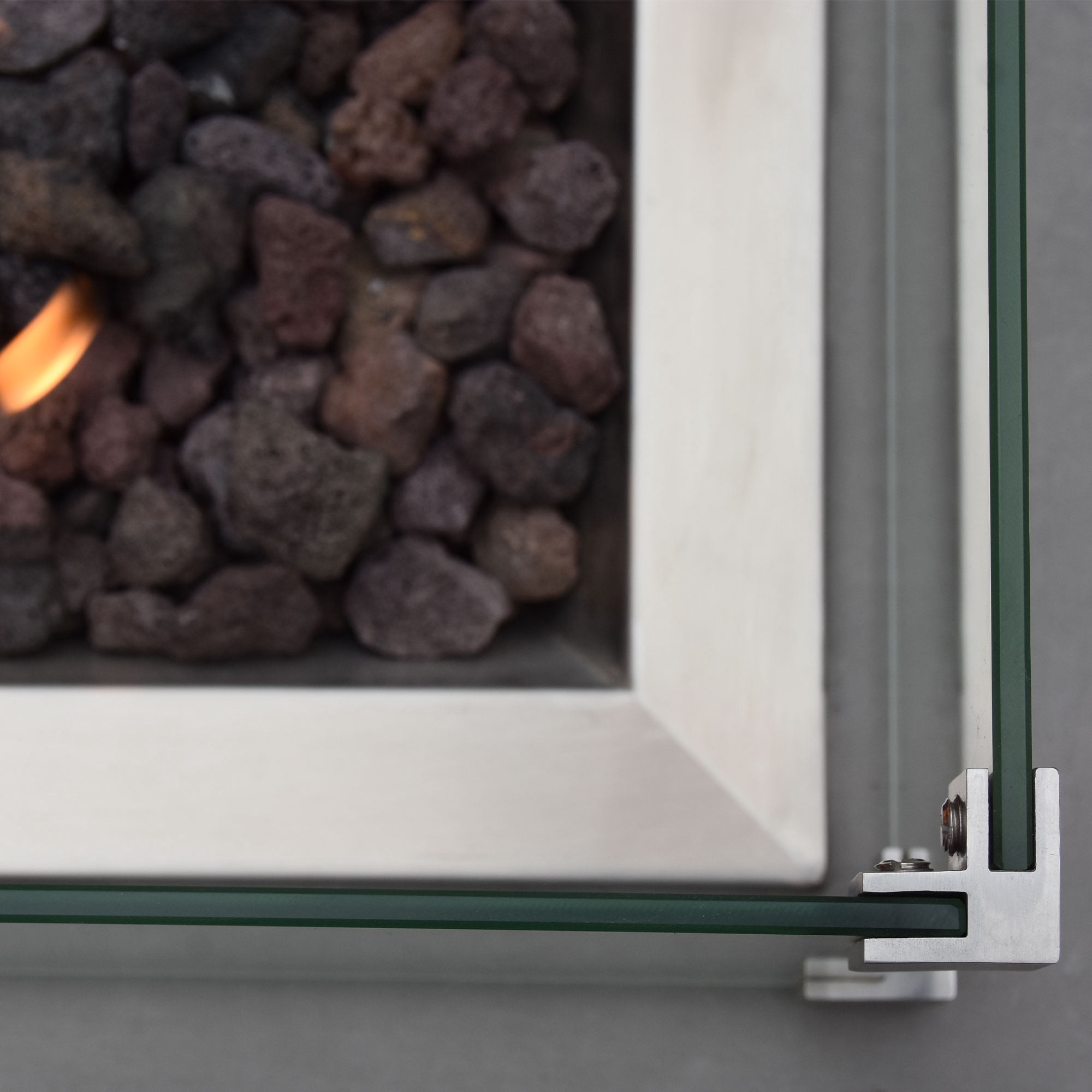 Elementi 44 In Rectangle Temper Glass Wind Screen for Manhattan Fire Pit