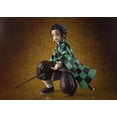 thumbnail image 4 of Figura de acción TAMASHII NATIONS Demon Slayer Tanjiro Kamado, 4 of 5