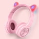 thumbnail image 3 of Lucky Cat - Auriculares inalámbricos con tarjeta Bluetooth iluminados - Rosa completo Adepaton 2033142-2, 3 of 8