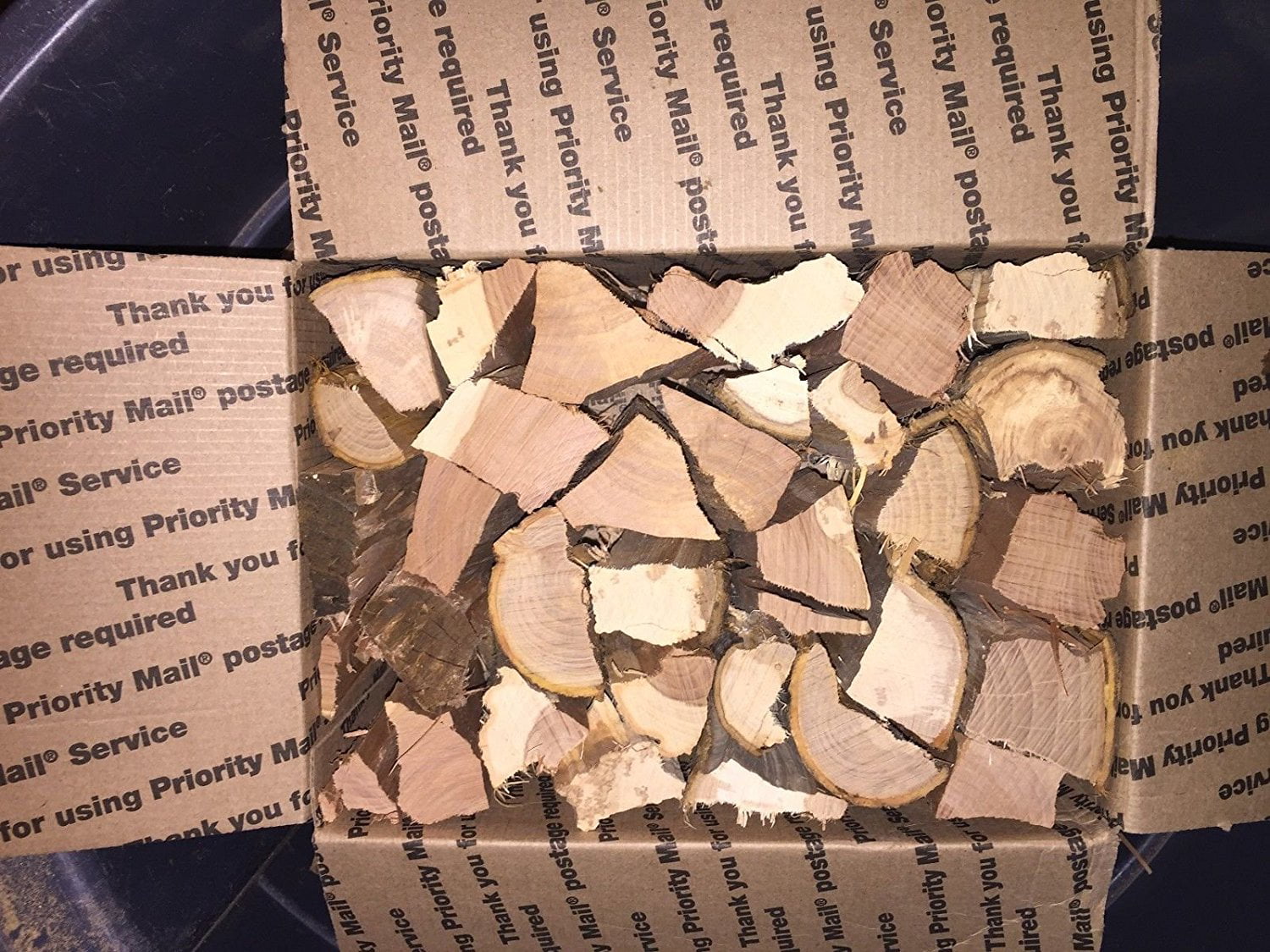 Free Priority Shipping BBQ and Grilling Pecan Wood Chunks for Smoking 