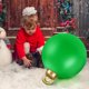 thumbnail image 4 of Bola de Navidad más vendida, decoraciones para exteriores, bolas de PVC extragrandes para patio, piscina, césped, porche, jardín, vacaciones, interior, sólido, 4 of 4