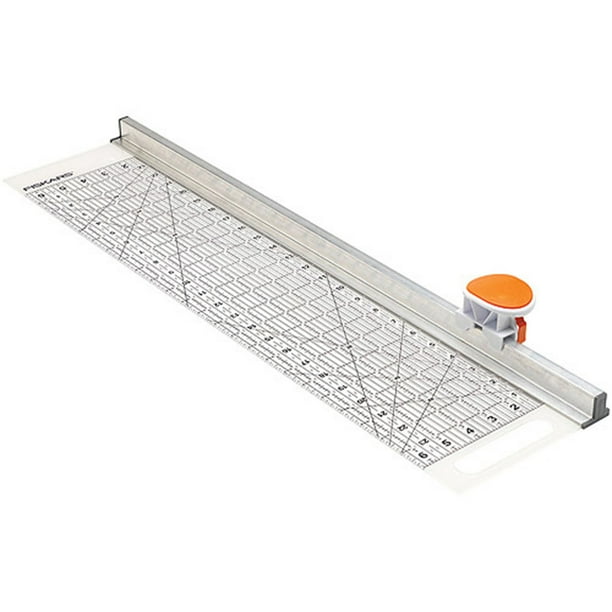 Fiskars Rotary Cutter and Ruler Combo (6 in. x 24 in.)