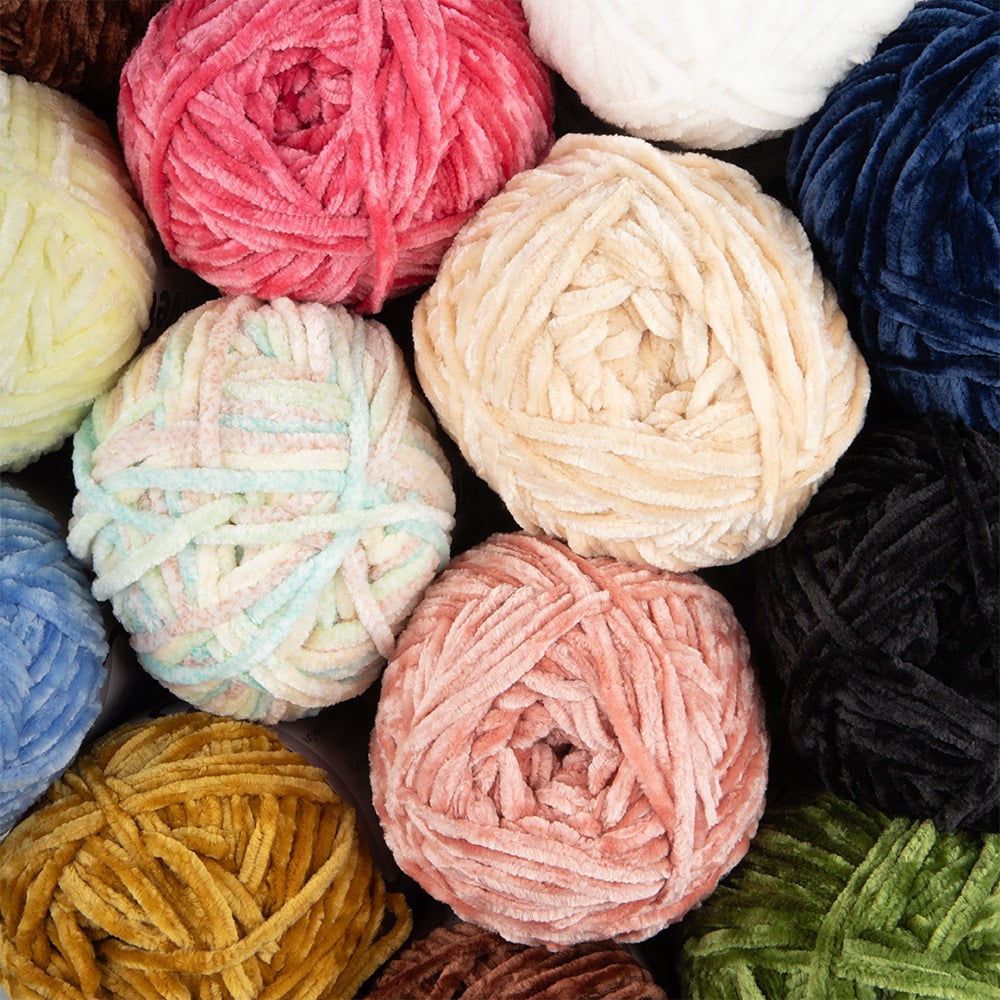 Craft County Bulky 5 Velvet Yarn – Super Soft Polyester Yarn for Blankets, Home Décor, and More! (Pitch Black, 3 Pack)