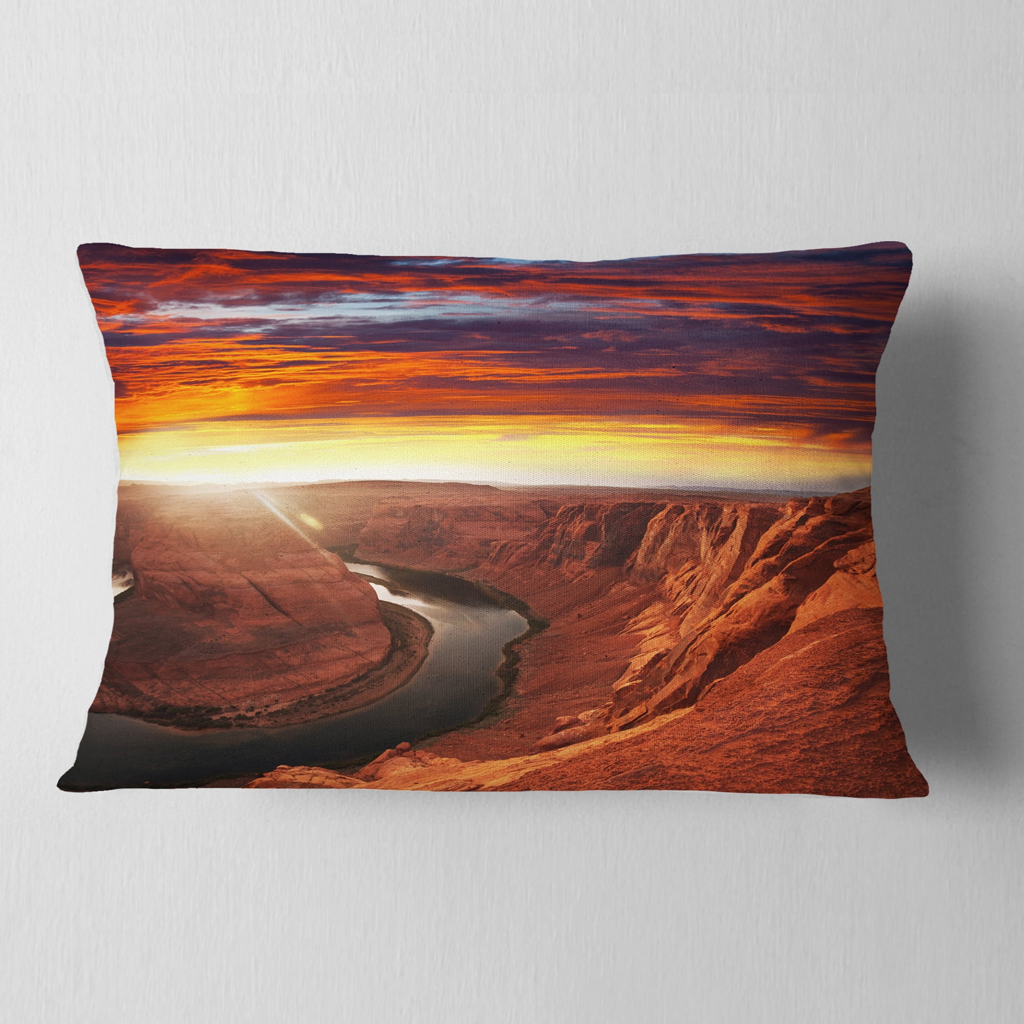 Designart Horse Shoe Bend under Sunset Sky - Landscape Printed Throw Pillow - 12x20