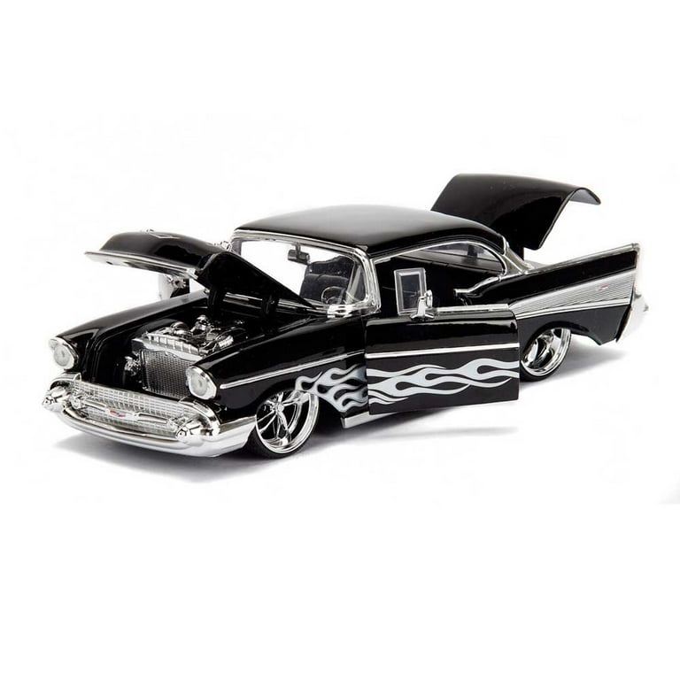 Bigtime Kustoms Series: 1957 Chevy Bel Air (Silver) 1/24