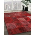 thumbnail image 2 of Ahgly Company Tapis d'Intérieur Carré Contemporain Patchwork Rouge, 6 Pieds Carré, 2 of 6