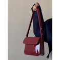 thumbnail image 4 of Bolso pequeño cuadrado de piel de charol rojo vintage, bolso de mano para debajo del brazo, bolso de hombro cuadrado a juego, bolso cruzado, 4 of 5