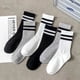 thumbnail image 2 of Calcetines de mujer con diseño de tiburón, en blanco y negro, con barras paralelas grises, de algodón puro, informales, deportivos, 2 of 5