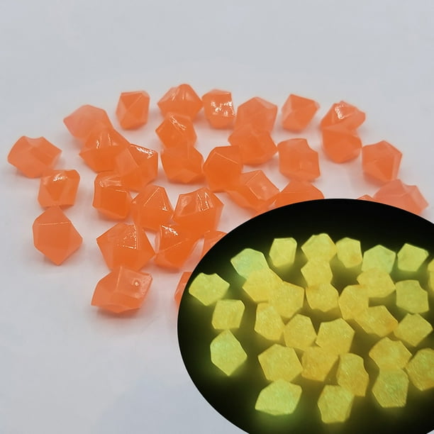 Paquete de 300 piedras luminosas multicolor | Piedras romboidales luminosas para decoración de exteriores, jardín, aceras, acuarios y piscinas | Brillan en la oscuridad de 3 a 4 horas