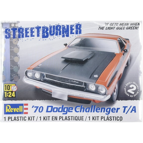 Plastic Model Kit-'70 Dodge Challenger T/A 2 In 1 1:24