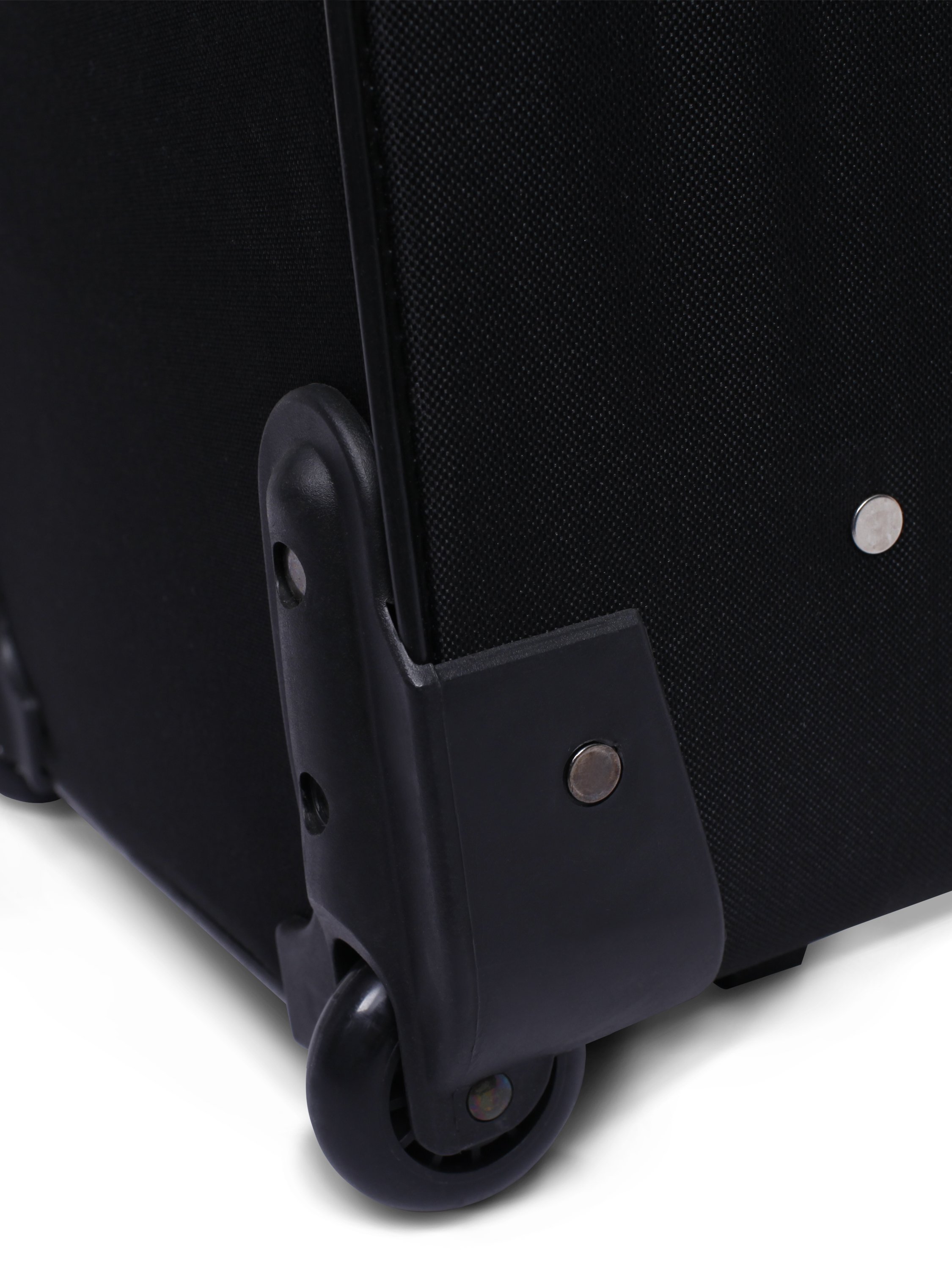 Protege 18-Inch Softside Pilot Case Carry-On Luggage, Black photo 5