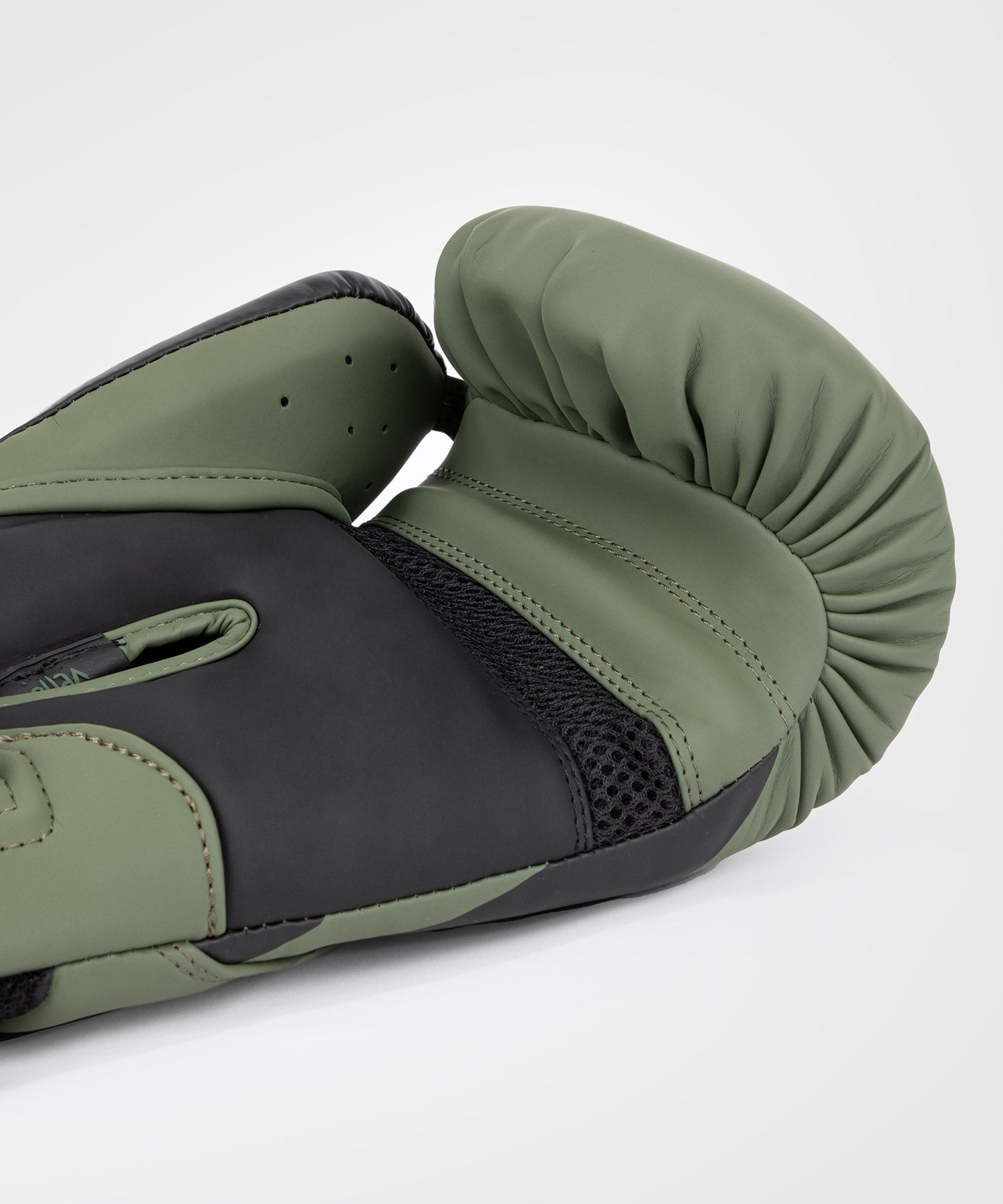 Venum Challenger 4.0 Boxing Gloves - Khaki/Black - 12-Ounce