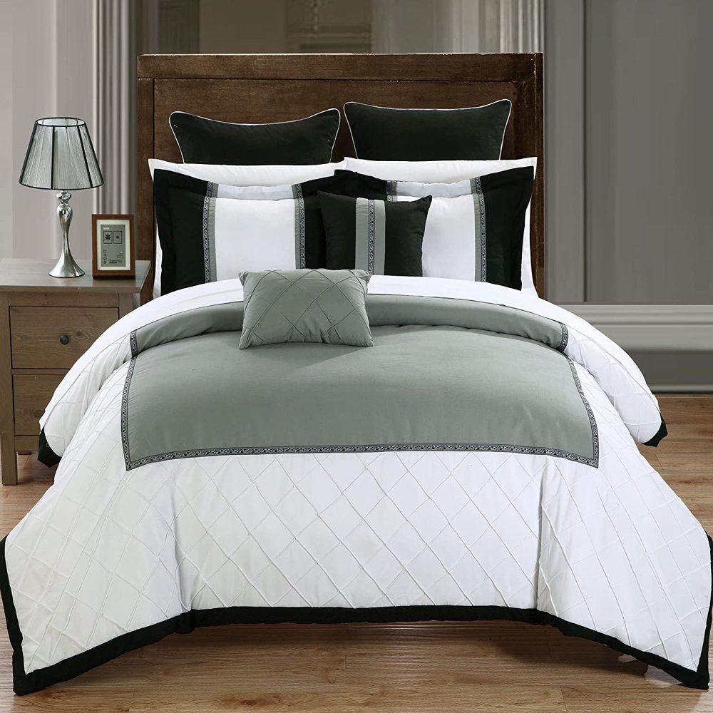 Greensville Green & White King 7 Piece Comforter Bed In A Bag Set