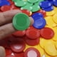 thumbnail image 3 of Juego de dados en inglés de izquierda, centro y derecha, caja de aluminio con chip de entrega, embalaje para juego de dados, accesorios, 3 of 5
