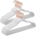 thumbnail image 2 of SONGMICS Juego de 30 Perchas de Terciopelo, 41.5 cm de Largo, con Ganchos Giratorios de 360°, para Camisas de Abrigo Completas, Blanco, 2 of 6
