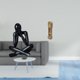 thumbnail image 2 of Escultura abstracta moderna, reloj de pie, estatua en miniatura coleccionable para sala de estar, estantería, decoración del hogar, adorno clásico vin, 2 of 8