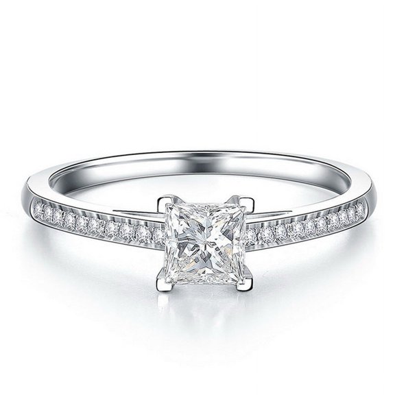 Womens Square Four-Claw Simulated Diamond Ring, Simple Fashion Copper Geometric Ring for Women