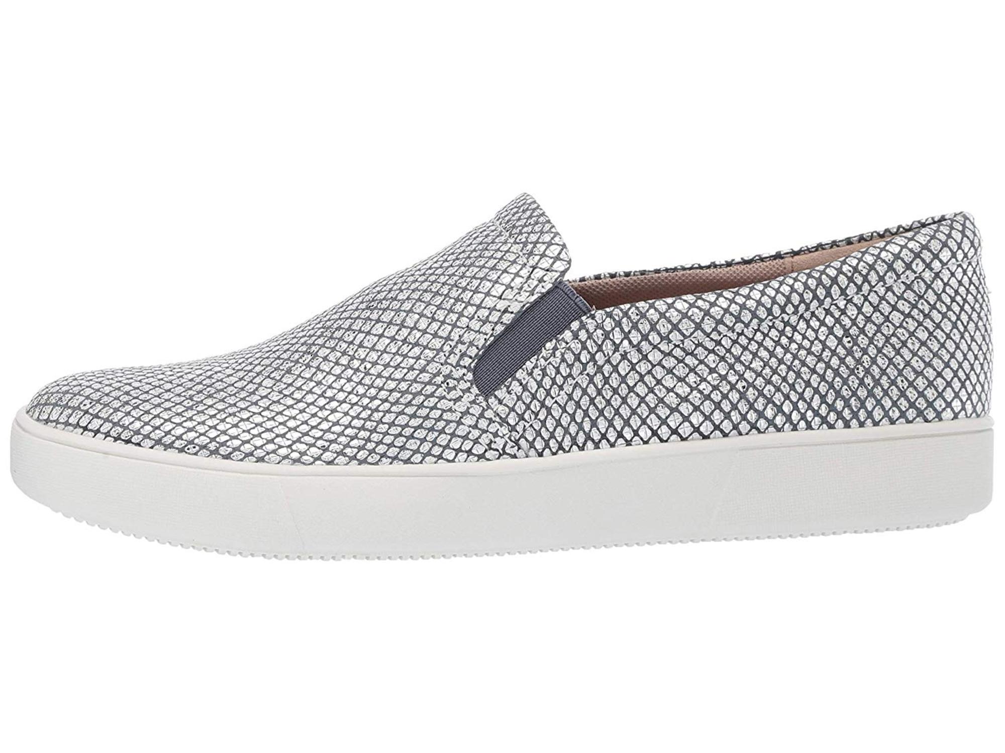 Naturalizer Womens Marianne Fabric Round Toe Loafers