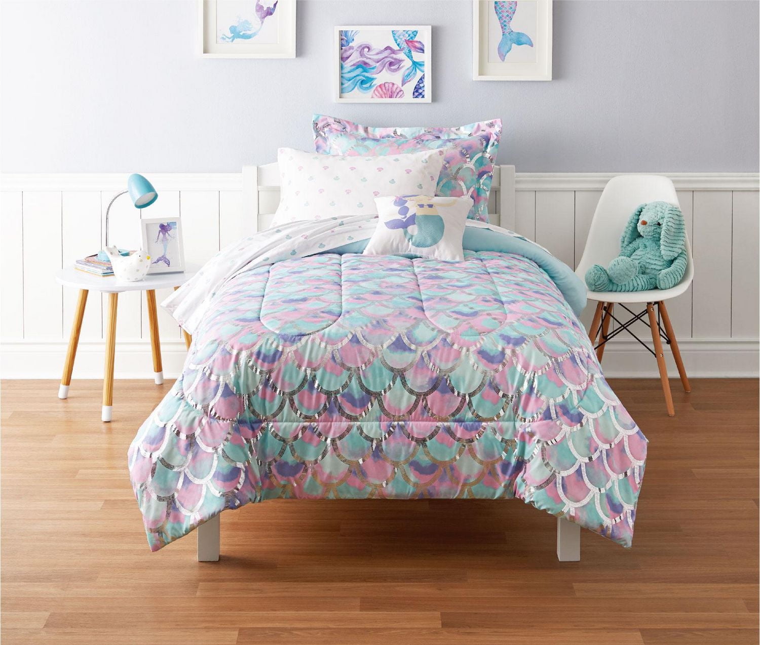 Mainstays Kids Mermaid Scales Bed in a Bag, Avail Sizes: T/6 pcs, D/8 pcs