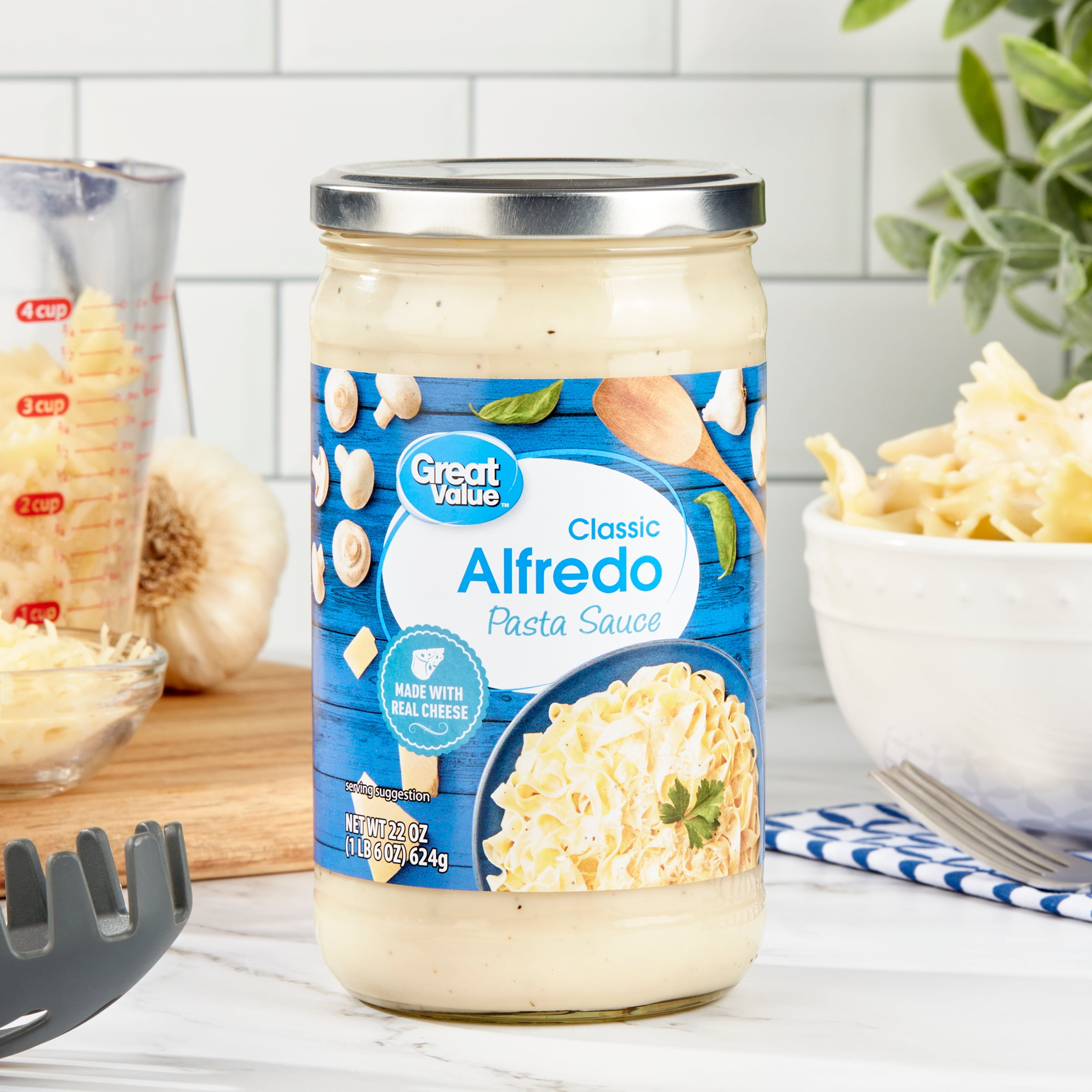 Great Value Classic Alfredo Pasta Sauce, 22 oz
