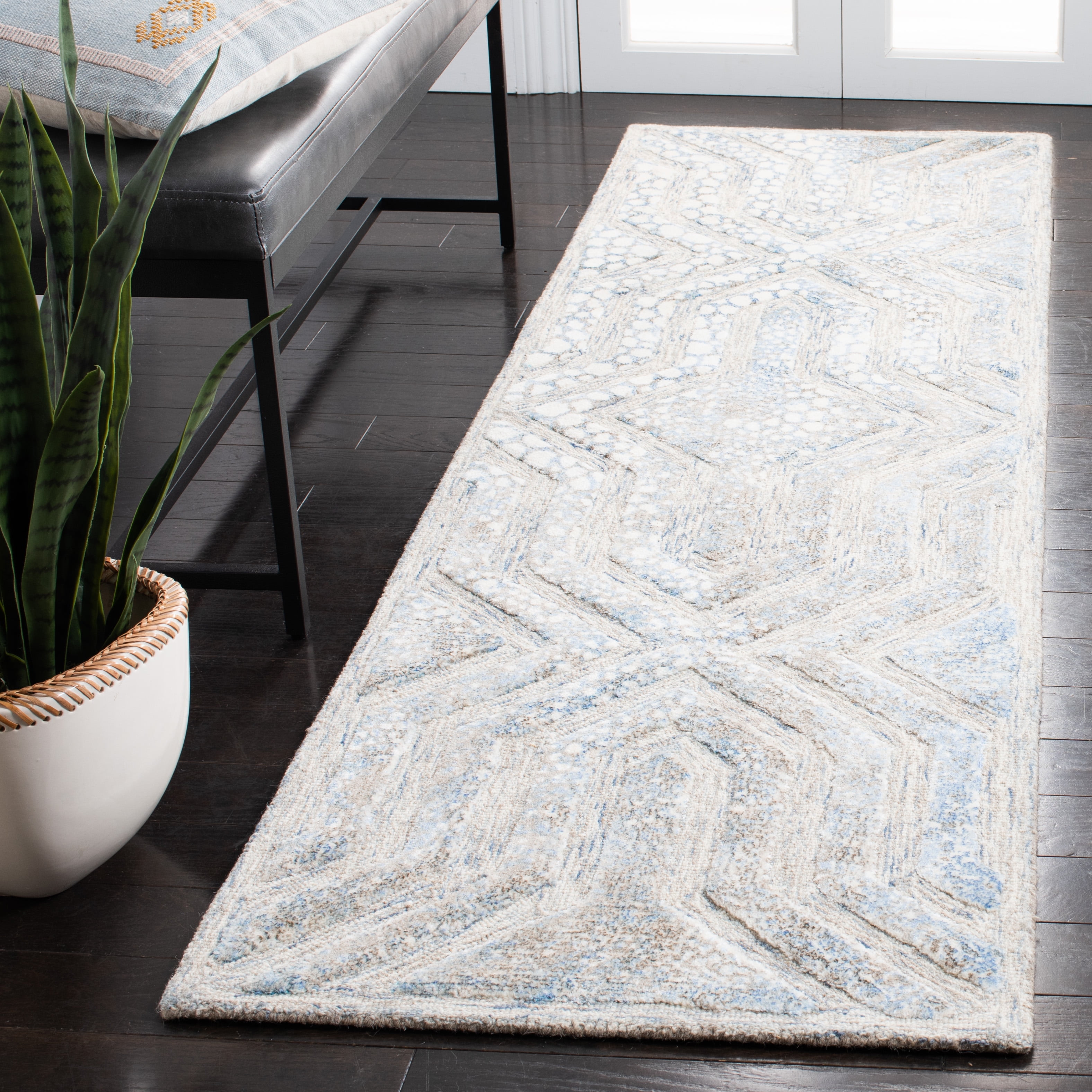 SAFAVIEH Restoration Vintage Rubye Geometric Runner Rug, Blue/Ivory, 2'3" x 8'