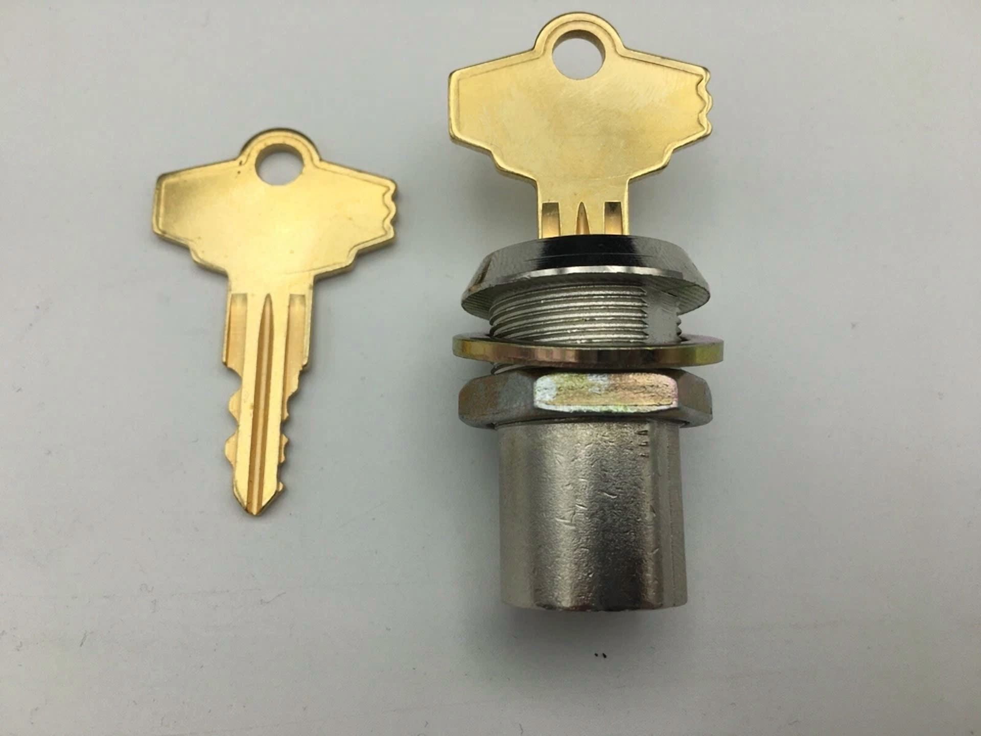 CRESTIN- Lock 2 Keys And Lock Housing Combo Candy Gumball Vending Machine Northwestern
