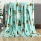 thumbnail image 5 of Manta Navideña | Diseño de Papá Noel y Árbol | Microfibra Suave y Afelpada | Decoración Invernal Acogedora y Ligera para Sofá Cama | Manta Navideña para Sala de Estar, Dormitorio y Estudio, 5 of 6
