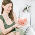 thumbnail image 3 of Esponja de baño con forma de fresa, esponja de baño de malla de doble cara, bola exfoliante para ducha, exfoliante corporal para gel de ducha, 3 of 7