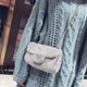 thumbnail image 3 of Bolso de mano con solapa de cadena sólida para mujer, bandolera de hombro, bandolera (gris) Likrtyny Para estrenar, 3 of 6