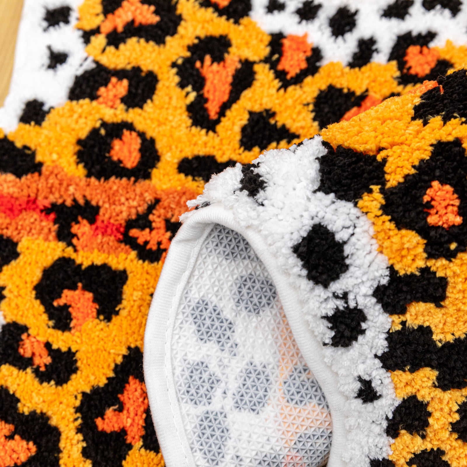 yingda1992 Orange Yellow Leopard Bath Mat for Bathroom Cute Cheetah Print Funny Cartoon Non Slip Animal Shaped Absorbent Bathtub Mat Plush Shower Door Mat Decor 39.3x25.5 Inch