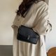 thumbnail image 2 of Bolsos populares de este año para mujeres 2025, nuevo estilo de moda, bolso de axila retro, bolso de hombro de nicho popular y versátil., 2 of 5