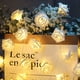thumbnail image 4 of Cadena de Luces Led para Interiores, Funciona con Pilas, Rosas Blancas con Un Toque Cálido., 4 of 7