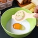 thumbnail image 4 of Xihbxyly Abridor de Huevos, Batidor de Huevos Manual, Descascarador Fácil, Separador de Claras de Acero Inoxidable, Ideal para Cocinar y Hornear, Esencial para La Cocina Del Hogar, Práctico y Diverti, 4 of 6
