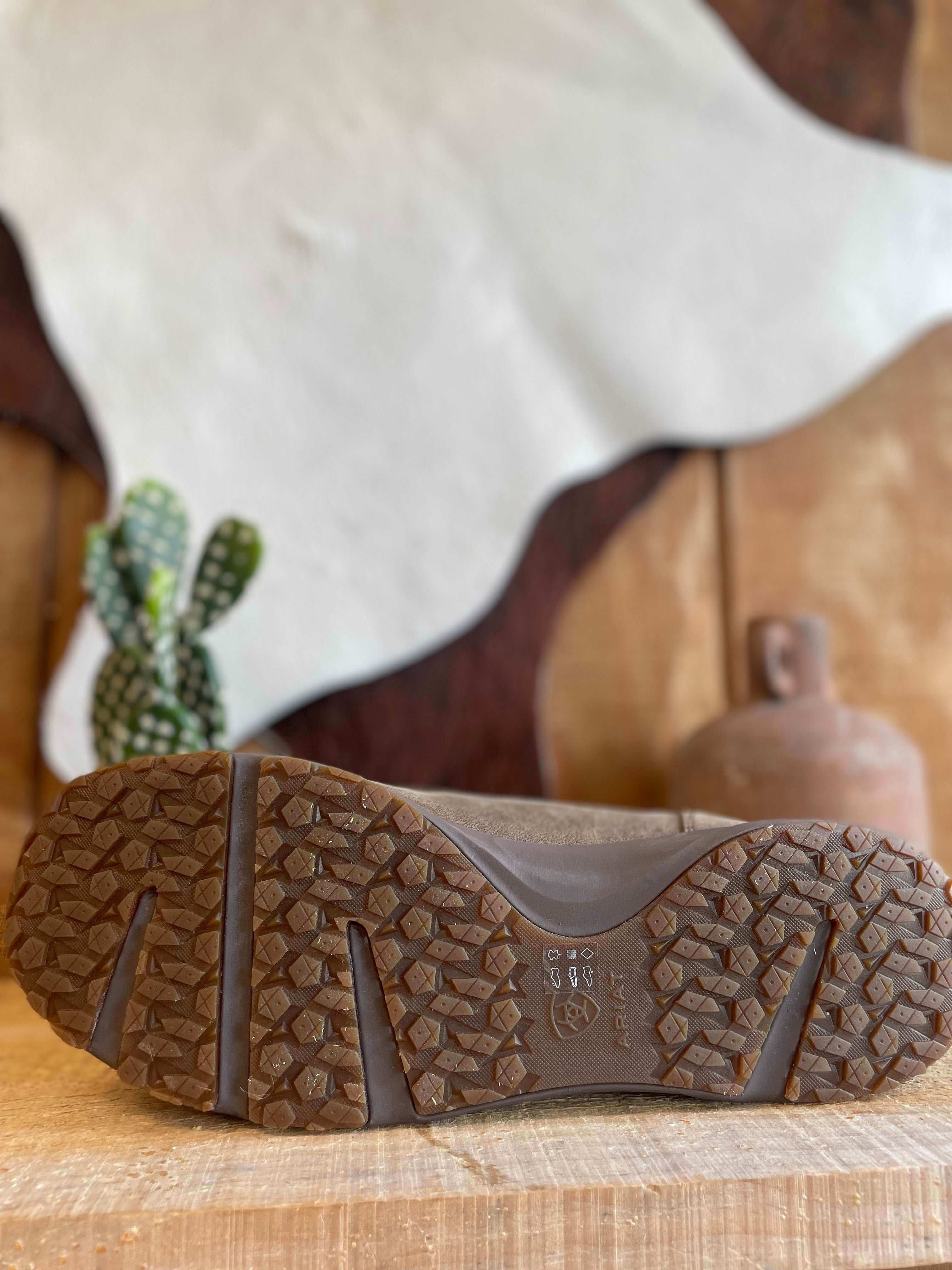 Ariat Spitfire Mens Brown Leather Moc Toe Chukka Boots Size 13D Amazon.com | ARIAT Men main image 4