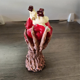 thumbnail image 5 of Estatua de árbol con forma de corazón anatómico rojo, modelo de disección de corazón, adornos artesanales de resina que simbolizan el renacimiento y la esperanza, 5 of 6