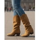 thumbnail image 3 of Bota Larga Para Mujer Wildcat® Color Camel Ligero Tacon beige 26, 3 of 10