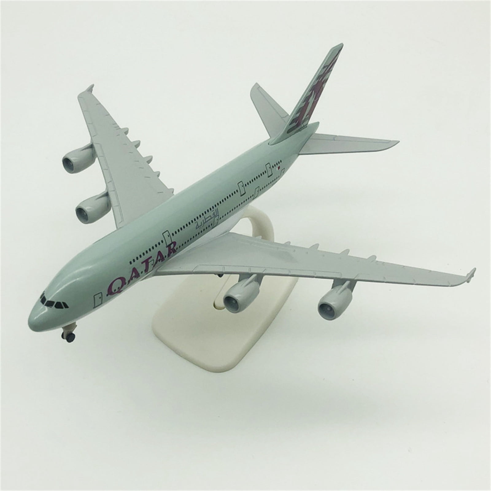 Children Toy Qatar A380 Plane Model 1:400 Scale Alloy Aircraft Collectible for Display