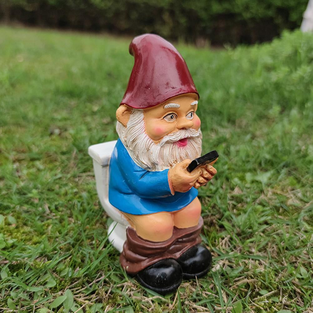 Livingandhome Garden Ornament Gnome Statue Dwarf Elves Resin Outdoor Decor  155 mm | DIY at B&Q
