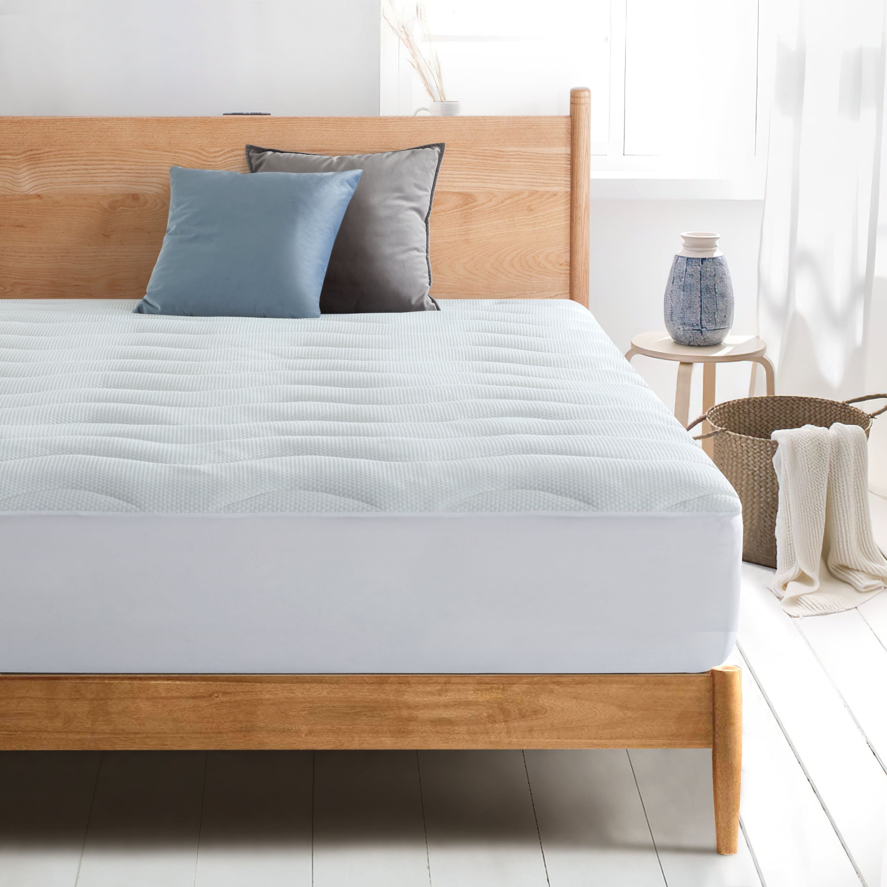 Serta SleepTrue Spa Soft Indulgent Comfort Mattress Pad, Twin