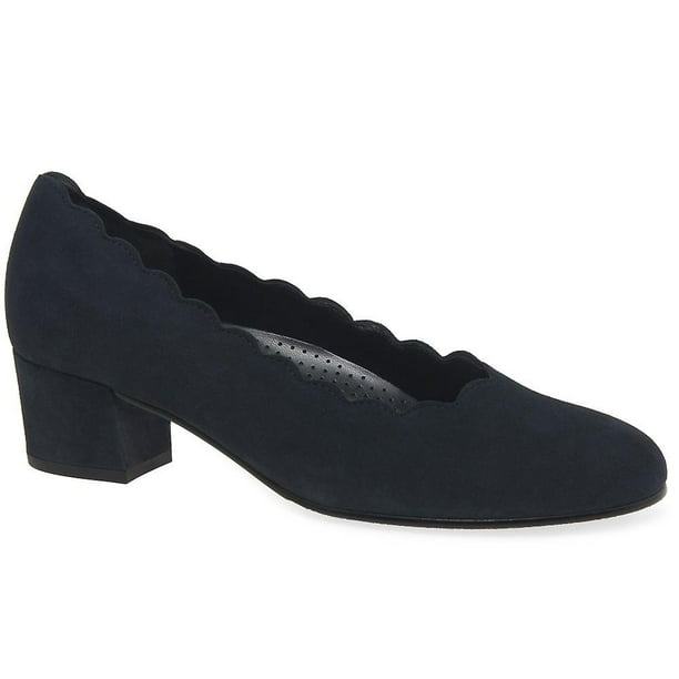 Gigi court heels deals