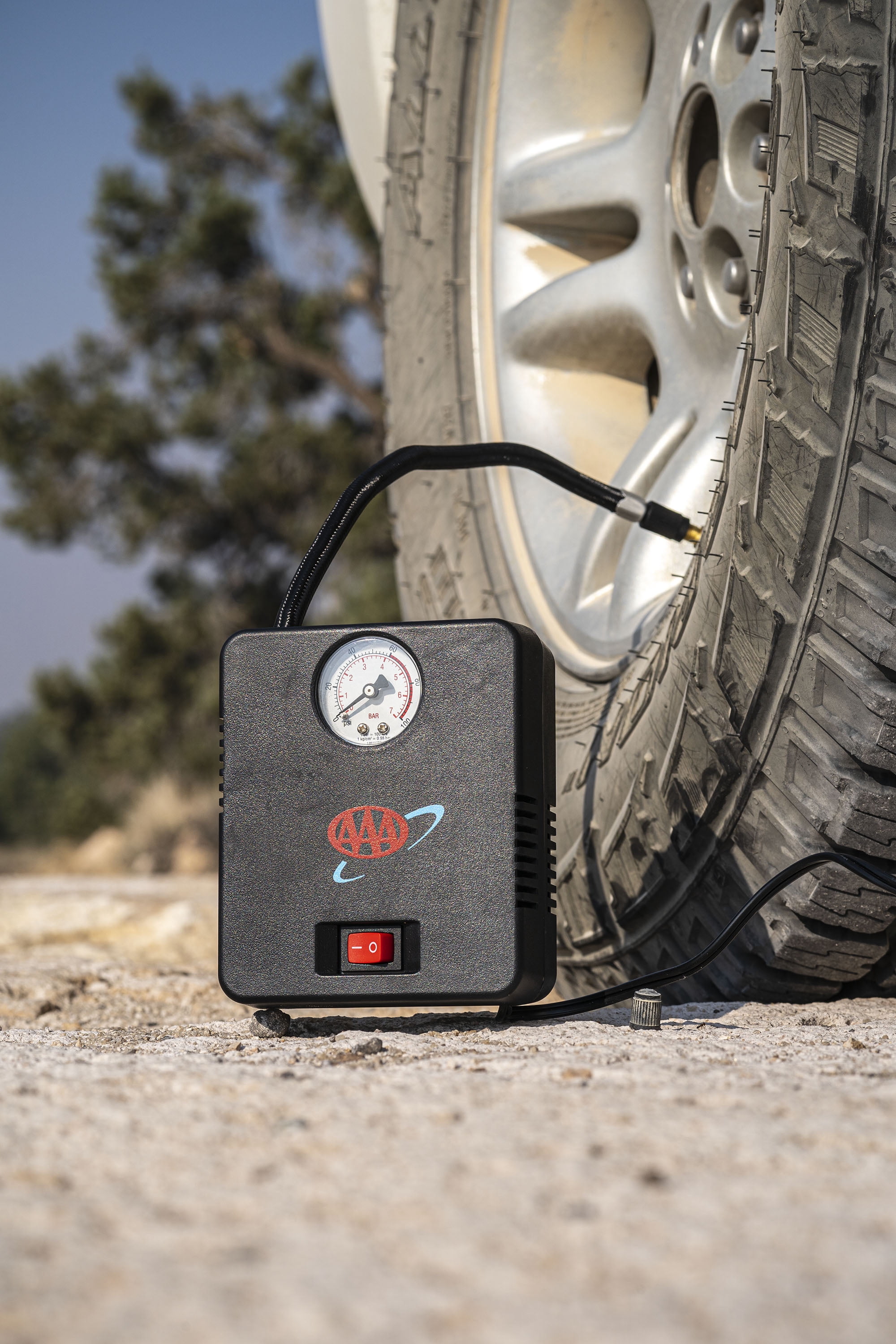 AAA Mini Air Inflator DC with Pressure Gauge 12V