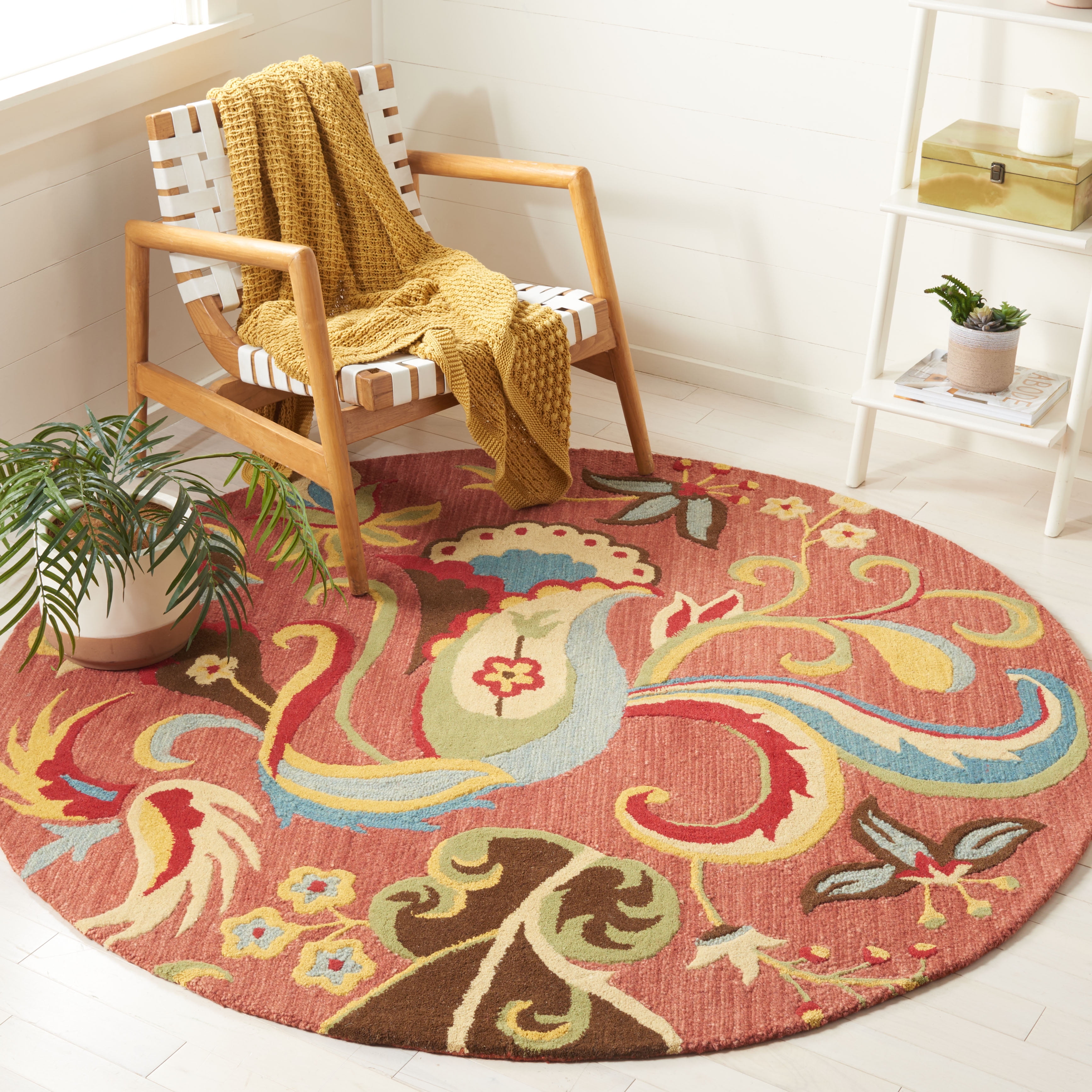 SAFAVIEH Blossom Vernon Floral Area Rug, Beige/Blue, 6' x 6' Round