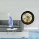 thumbnail image 2 of Figura de escritorio,Estatua de niña linda de escritorio,adorno nórdico moderno,Figura de niña para oficina,porche,dormitorio y sala de estar.,Marco de fotos redondo,Marco de fotos de resina, 2 of 8