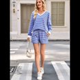 thumbnail image 4 of Conjunto de 2 Piezas de Rayas para Mujer: Sudadera de Larga y Pantalones Cortos Azul L, 4 of 10