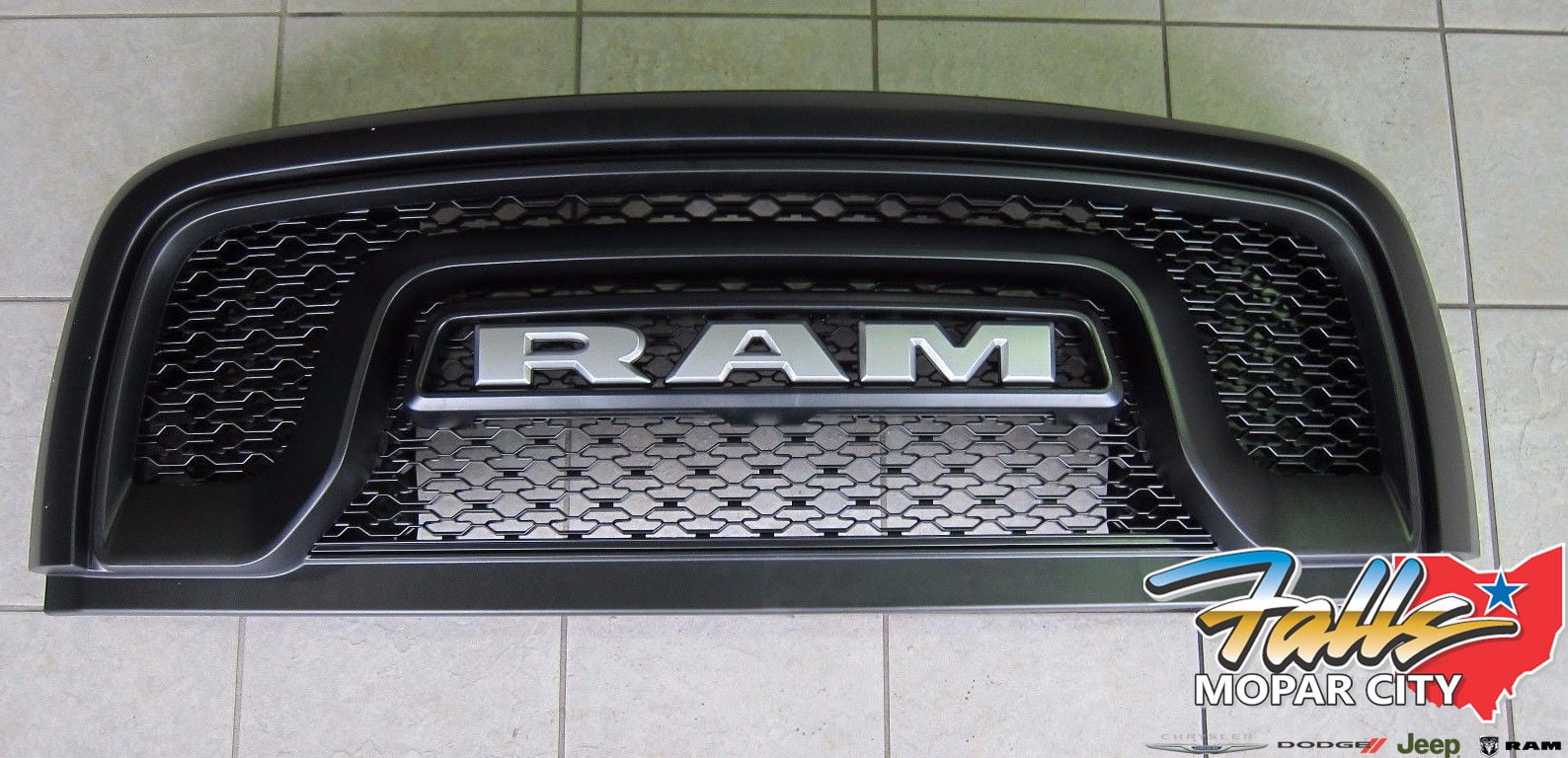 2015 - 2019 RAM 1500 Rebel Front Grille Assembly Black MOPAR OEM ...