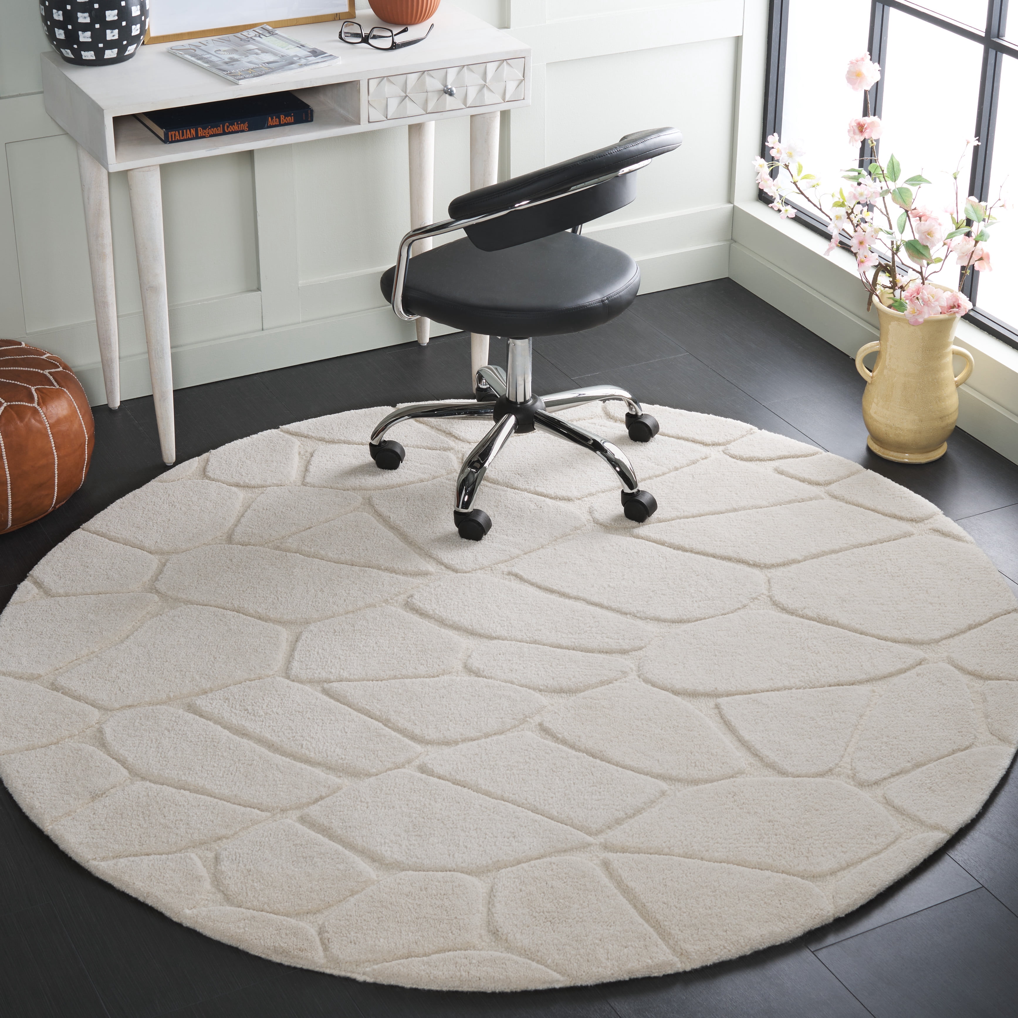 SAFAVIEH Fifth Avenue Gale Geometric Area Rug, Ivory, 6' x 6' Round