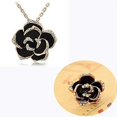 thumbnail image 1 of Anillo exagerado de oro rosa con circonitas brillantes adornado con diseño de rosas negras para, 1 of 1