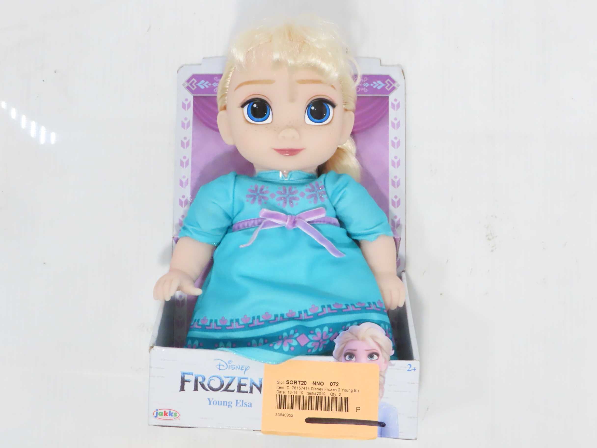 Disney Frozen 2  NEW RELEASE 3” Mini Poseable Young Elsa DOLL HTF 